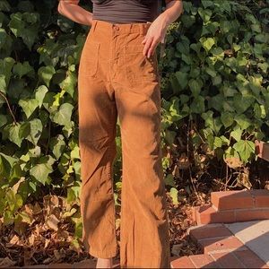 Doên Corduroy Pants